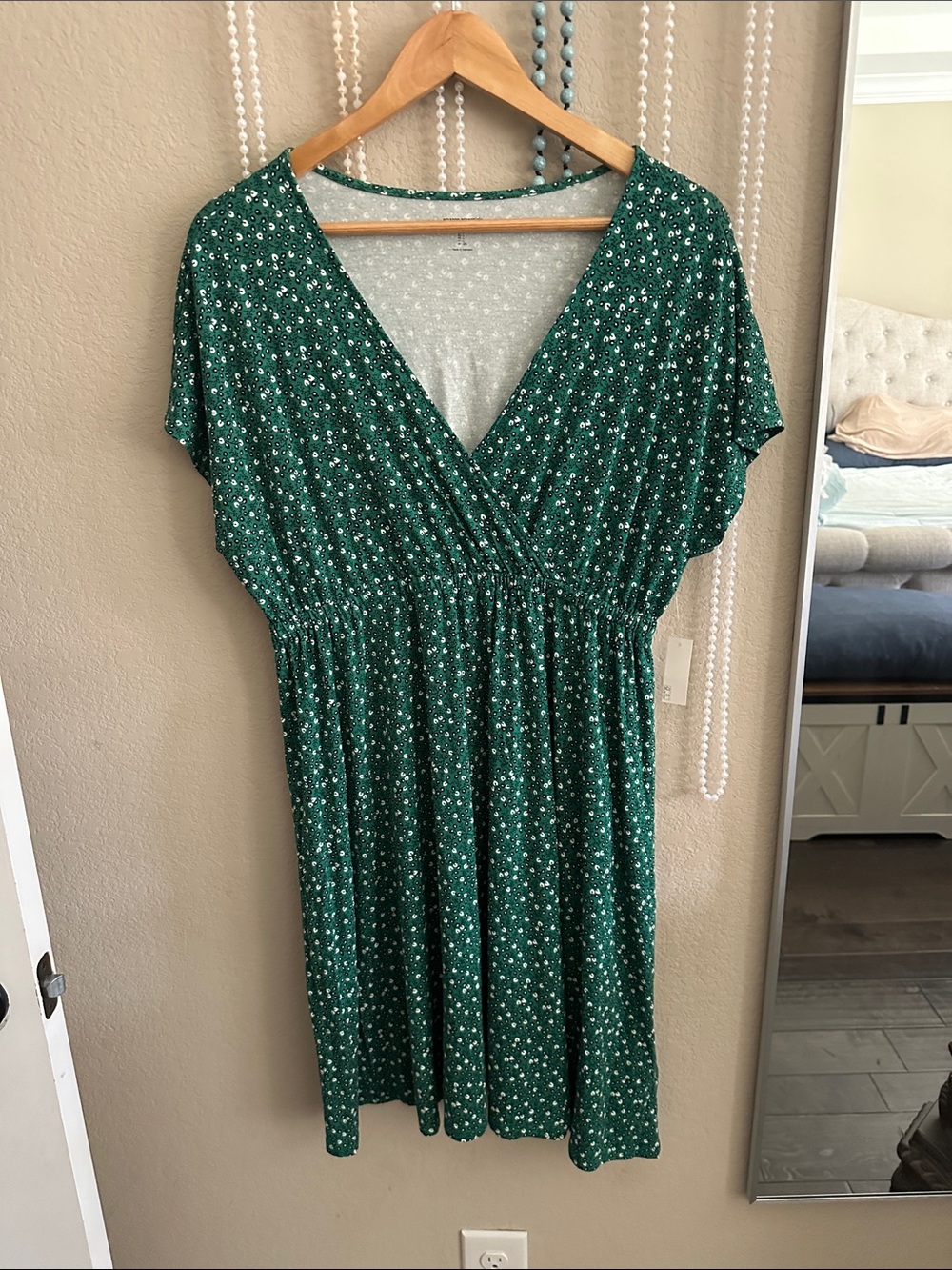 Green Floral Surplice Waist-Detail Dress